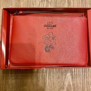 Disney Coach Wristlet Minnie Mouse
